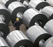 چشم انداز کاهش عرضه دلار صادراتی بخش فولاد